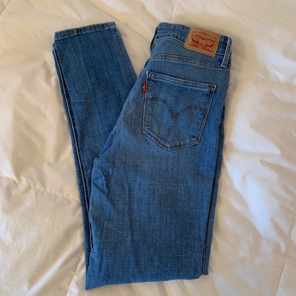 Levi’s High Rise Skinny Jeans